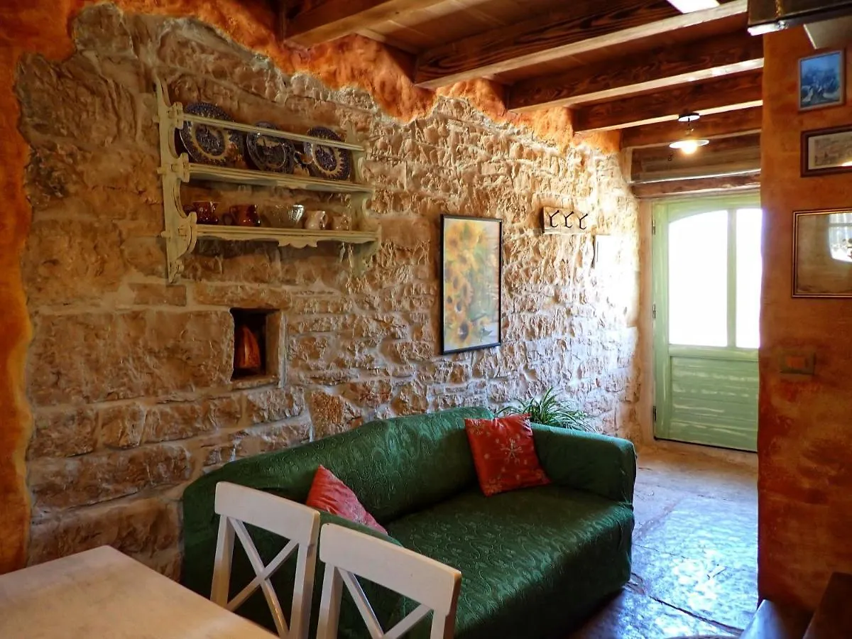 بيت للعطل Cottage Al Merlo Olivo بوجي